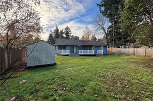 8220 Lake Forest Dr SE, Lacey, WA 98503 - Photo 5