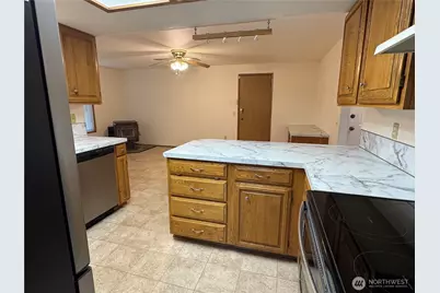 8220 Lake Forest Drive SE, Lacey, WA 98503 - Photo 15