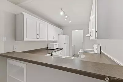 11815 93rd Lane NE #203, Kirkland, WA 98034 - Photo 7