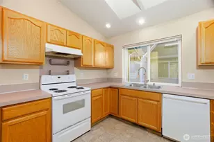 2427 Boulevard Heights Loop SE, Olympia, WA 98501 - Photo 19