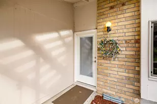 300 S Elliott Ave, Wenatchee, WA 98801 - Photo 3