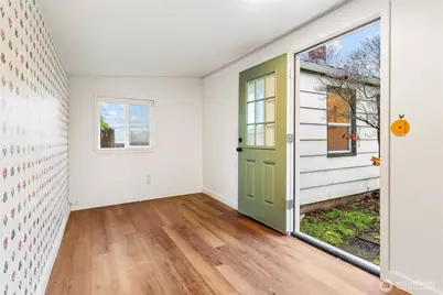 9018 14th Avenue SW, Seattle, WA 98106 - Photo 19