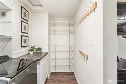 9018 14th Avenue SW, Seattle, WA 98106 - Photo 17