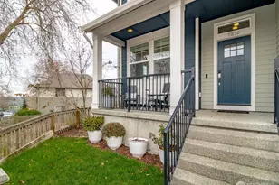 6830 31st Ave SW, Seattle, WA 98126 - Photo 3