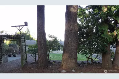 3025 Cedarwood Avenue, Bellingham, WA 98225 - Photo 9