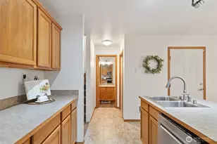 514 SW Hipkins Ct, Port Orchard, WA 98367 - Photo 21