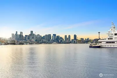 2309 N Northlake Way #10, Seattle, WA 98103 - Photo 1