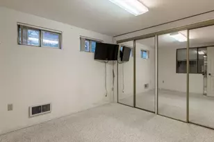 928 N 98th St, Seattle, WA 98103 - Photo 13