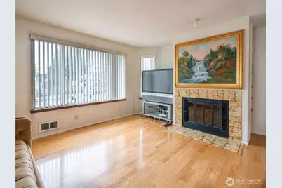 928 N 98th Street, Seattle, WA 98103 - Photo 5