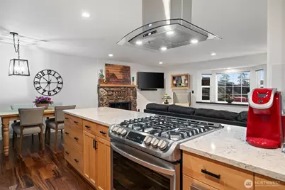 350 E Mountain View Drive, Allyn, WA 98524 - Photo 13