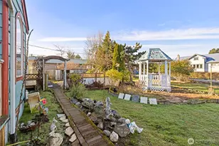 607 S H St, Port Angeles, WA 98363 - Photo 37