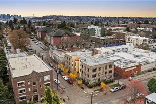 4515 Burke Ave N, Seattle, WA 98103 - Photo 39