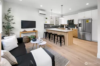 318 B N 84th Street, Seattle, WA 98103 - Photo 5