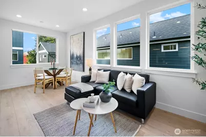 318 B N 84th Street, Seattle, WA 98103 - Photo 3