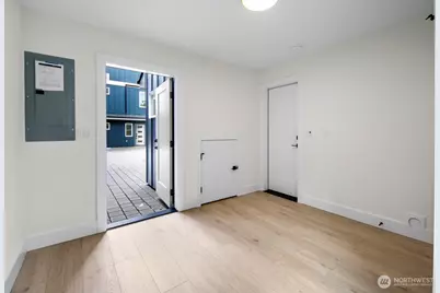 318 B N 84th Street, Seattle, WA 98103 - Photo 27