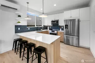 318 B N 84th St, Seattle, WA 98103 - Photo 11