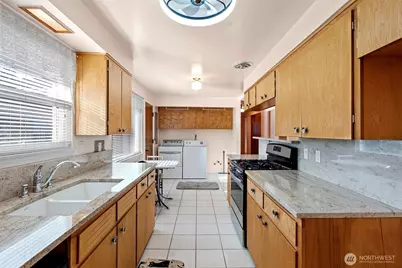 9311 Westmont Place SW, Lakewood, WA 98498 - Photo 9