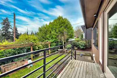 4322 29th Avenue W, Seattle, WA 98199 - Photo 35