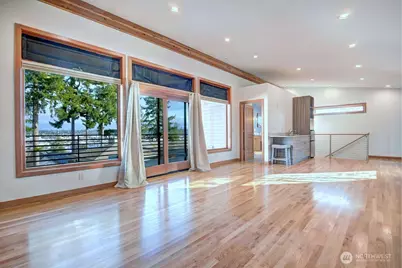 4322 29th Avenue W, Seattle, WA 98199 - Photo 27