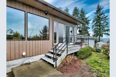 4322 29th Avenue W, Seattle, WA 98199 - Photo 35