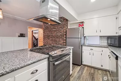 310 E Highland Drive, Arlington, WA 98223 - Photo 9