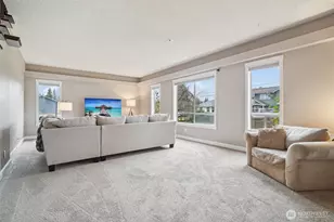 310 E Highland Dr, Arlington, WA 98223 - Photo 3