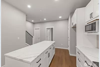 16823 Alder Way #E5, Lynnwood, WA 98037 - Photo 11