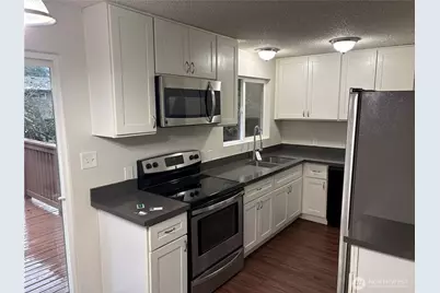 16312 127th Place SE, Renton, WA 98058 - Photo 7