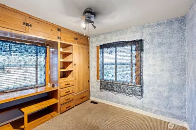 410 S Charleston Avenue, Bremerton, WA 98312 - Photo 15