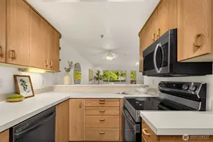 9320 NE Juanita Dr, Kirkland, WA 98034 - Photo 19