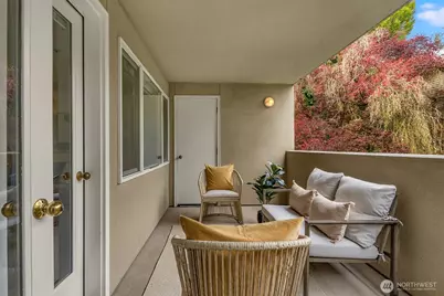 9320 NE Juanita Drive #1B, Kirkland, WA 98034 - Photo 27