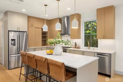 13131 NE 87th Lane, Kirkland, WA 98033 - Photo 3