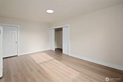 321 Broadway E, Seattle, WA 98102 - Photo 15