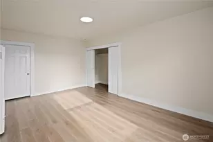 321 Broadway E, Seattle, WA 98102 - Photo 15