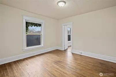 321 Broadway E, Seattle, WA 98102 - Photo 21