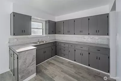 1820 W Lakeside Drive, Moses Lake, WA 98837 - Photo 7