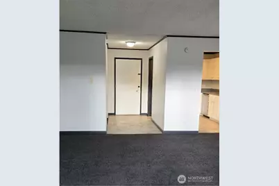 5915 Highway Place #404, Everett, WA 98203 - Photo 3