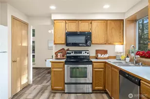 14526 6th Ave E, Tacoma, WA 98445 - Photo 13