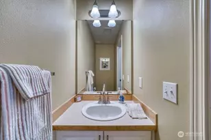 14007 69th Dr SE, Snohomish, WA 98296 - Photo 17