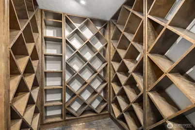 107 NW Highland Drive, Seattle, WA 98177 - Photo 19