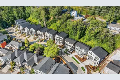 4572 22nd Avenue SW, Seattle, WA 98106 - Photo 1