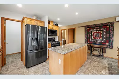 9226 Peacock Hill Ave, Gig Harbor, WA 98332 - Photo 15