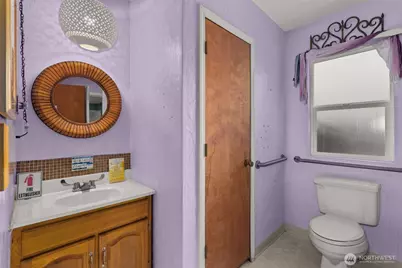 1017 W Main Street, Centralia, WA 98531 - Photo 11