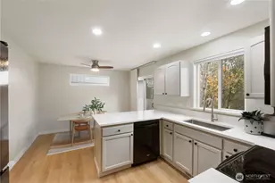 13305 68th Ave Ct E, Puyallup, WA 98373 - Photo 9