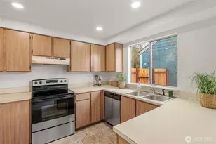 1520 128th Dr NE, Lake Stevens, WA 98258 - Photo 9