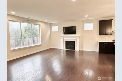 737 197th Ave SE, Sammamish, WA 98074 - Photo 3