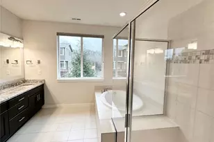 737 197th Ave SE, Sammamish, WA 98074 - Photo 31