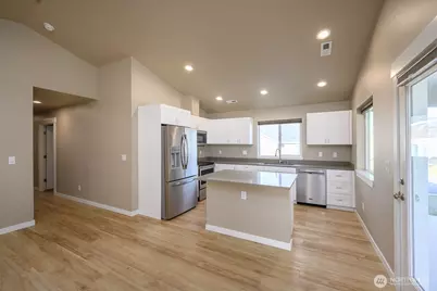 123 E 9th Avenue #50, Moses Lake, WA 98837 - Photo 9