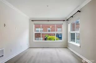 621 5th Ave N, Seattle, WA 98109 - Photo 3