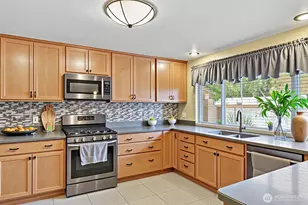 1402 Elm St SE, Auburn, WA 98092 - Photo 7